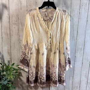Free People women’s size medium cream w/purple, pink flowers dress